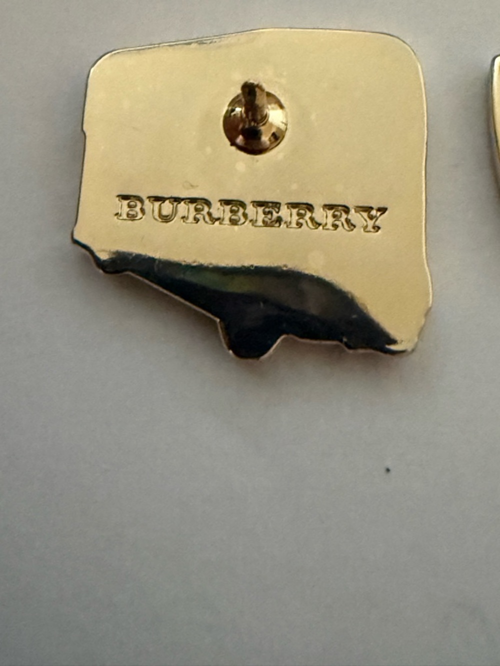 Burberry Gold Logo Back Pin - Picture 5 of 7